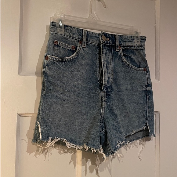 Zara High Rise Jean Shorts - Picture 2 of 8